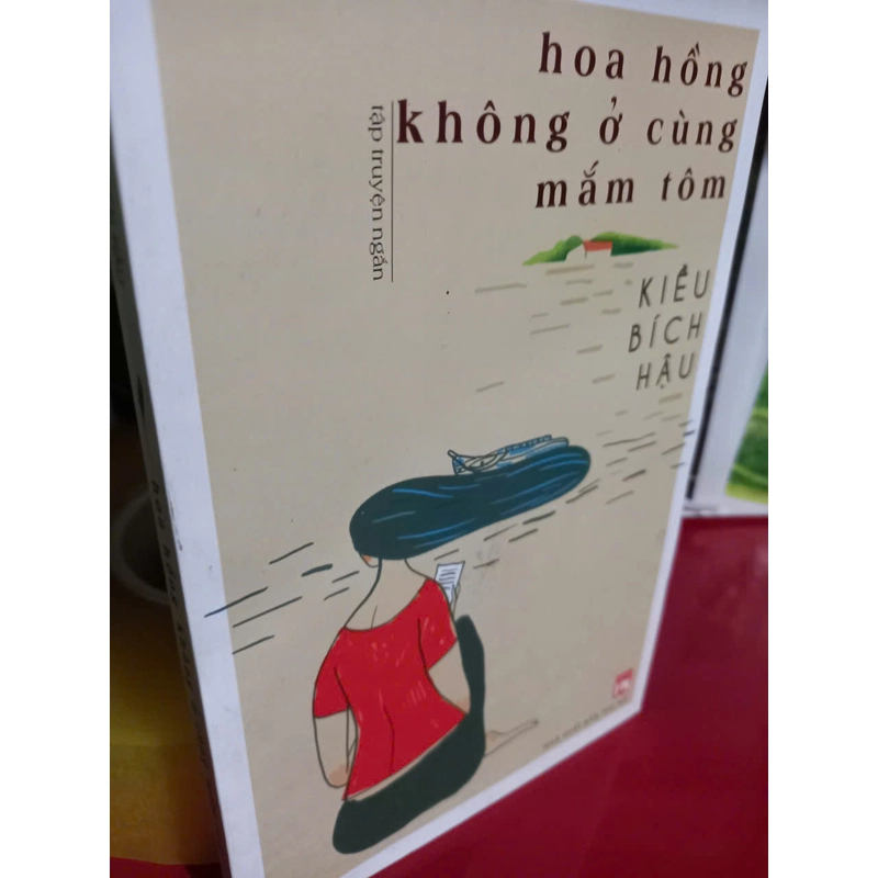 hoa hồng không ở cùng mắm tôm 547593