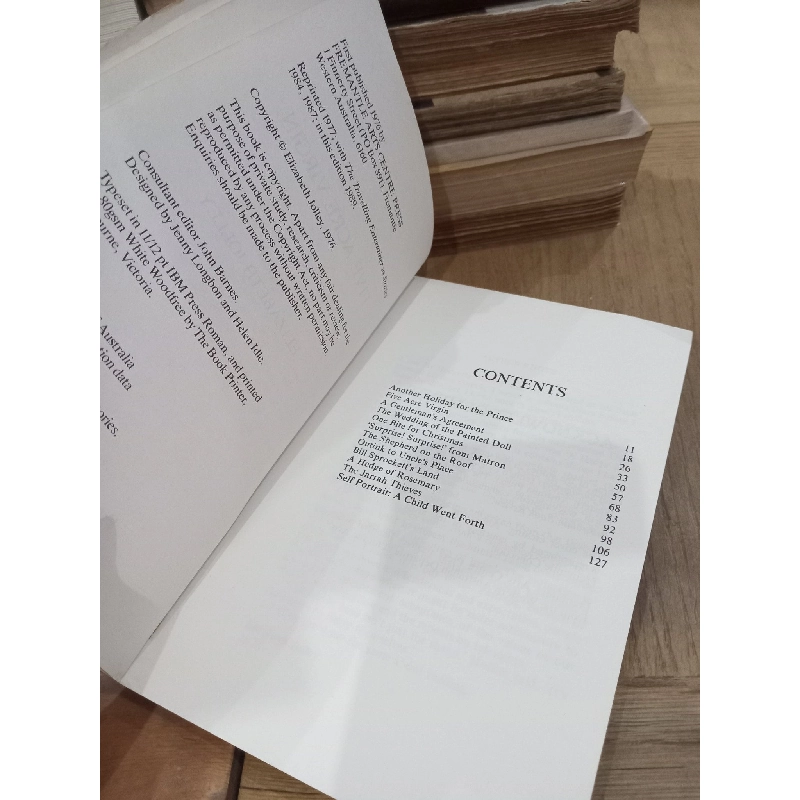 Five acre virgin - Elizabeth Jolley 787496