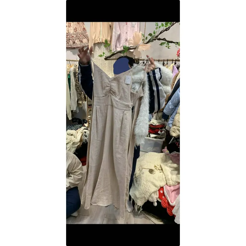 Trang phục nữ Dù Lino phối tay lông vũ size M màu be 760178