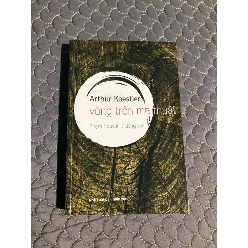 SÁCH VÒNG TRÒN MA THUẬT 525839