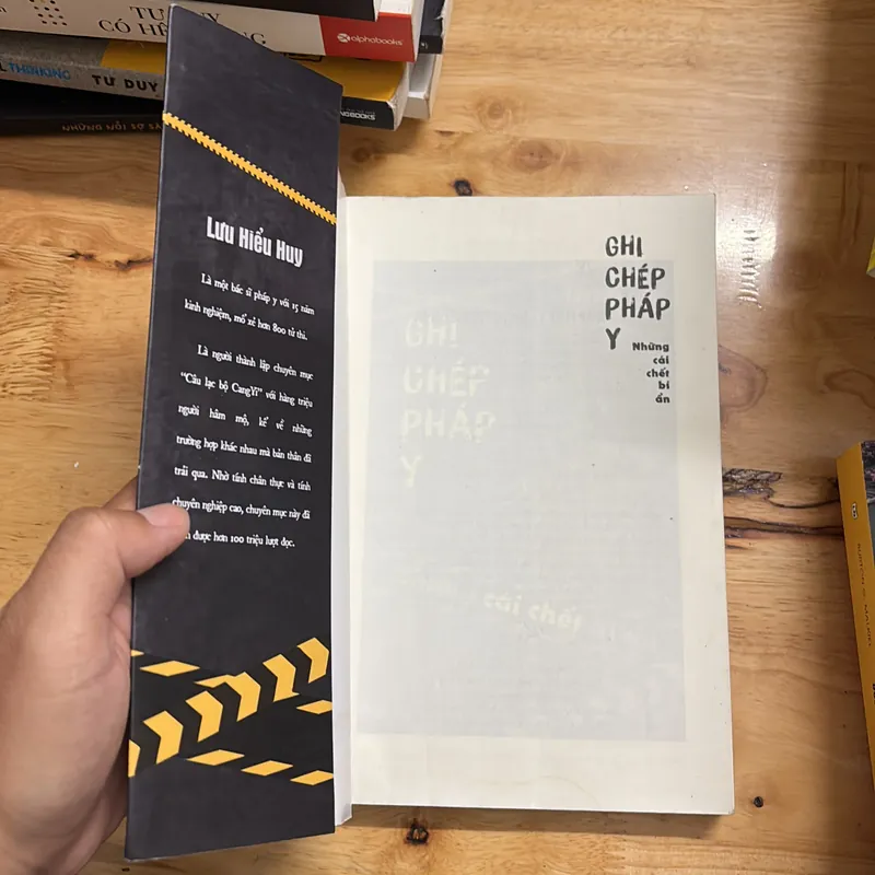 II Tựa Sách: Ghi Chép Pháp Y _ Những Cái Chết Bí Ẩn - Lưu Hiểu Huy - 2022 698410