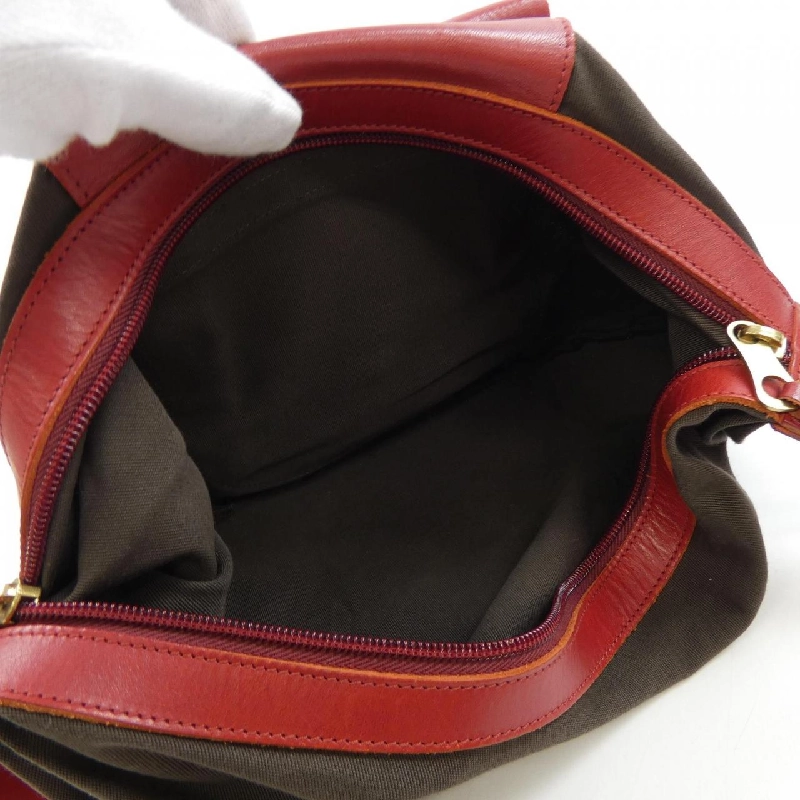 【Mã giảm giá】Túi IL BISONTE 658948