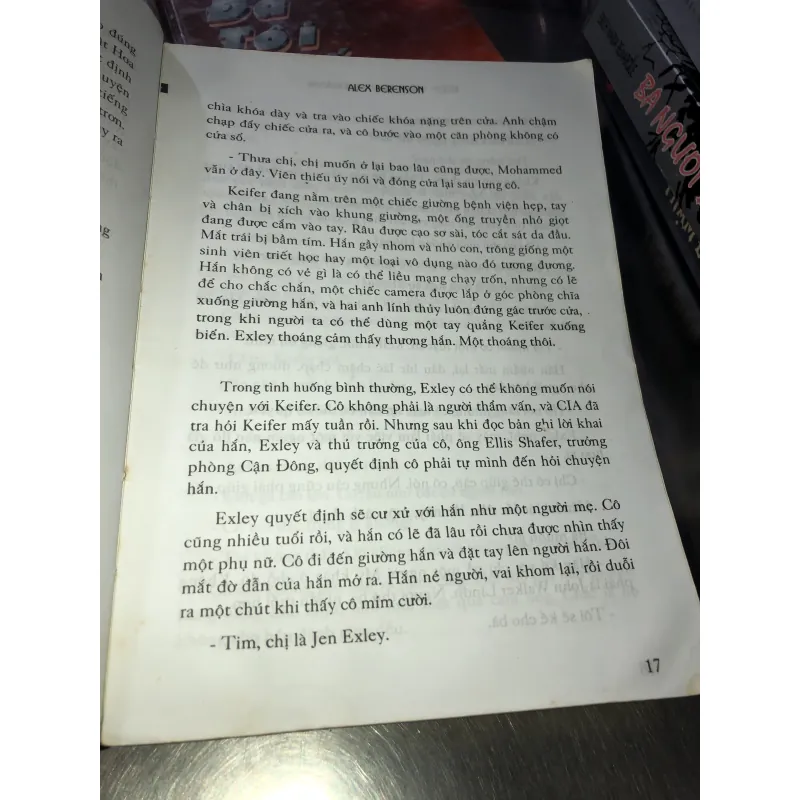 Điệp viên trung thành - Alex Berenson 971457