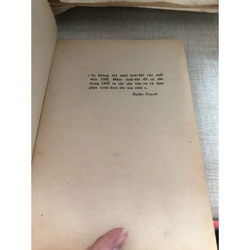 Trẻ - Hiểu trẻ và giáo dục trẻ 1001035