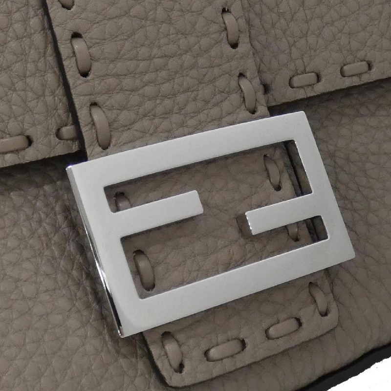 Túi xách vai Fendi SELLERIA Baguette 8BR600 ARBB - Hàng hiệu chính hãng 764744