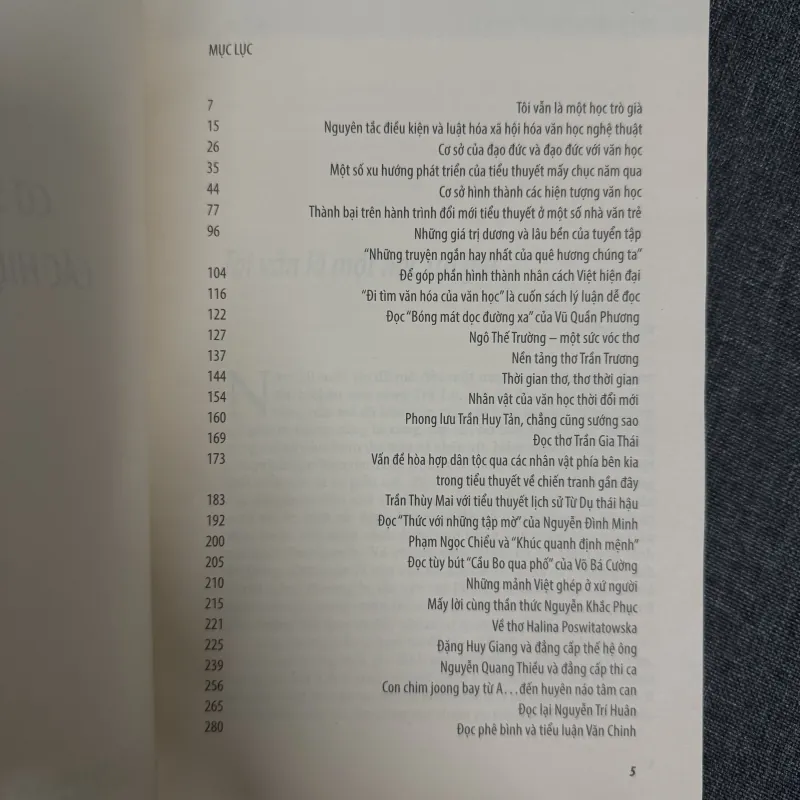 Cơ sở hình thành các hiện tượng văn học - Văn Chinh 936916