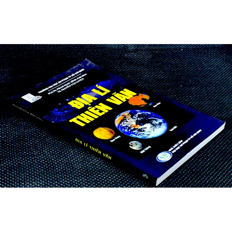 ĐỊA LÝ THIÊN VĂN 1021256