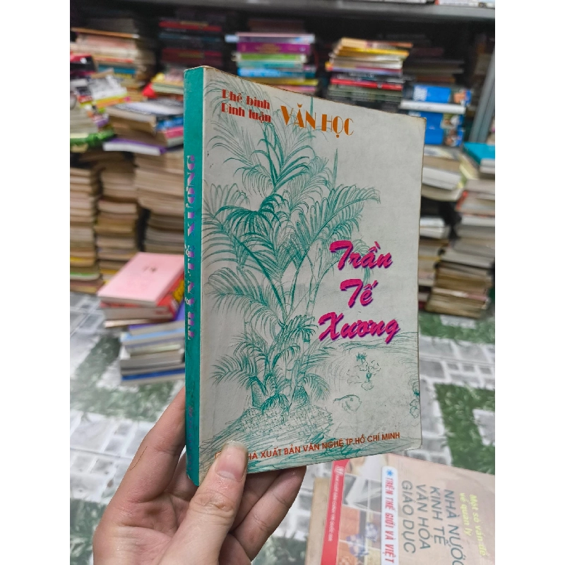 Phê Bình Bình Luận Văn Học 122341