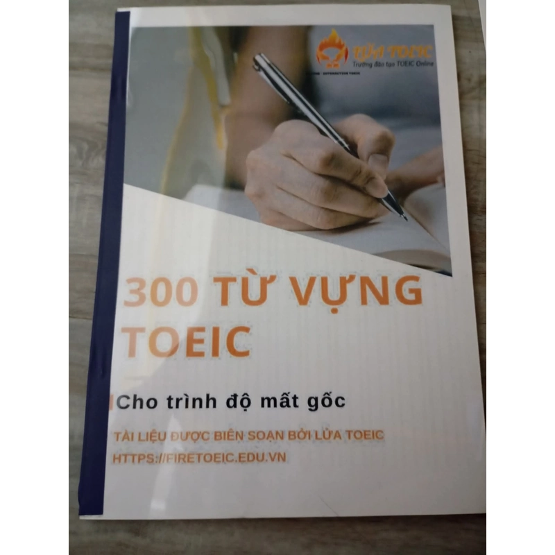Pass combo tài liệu tiếng anh, tặng sách nguyên lý kế toán 528334