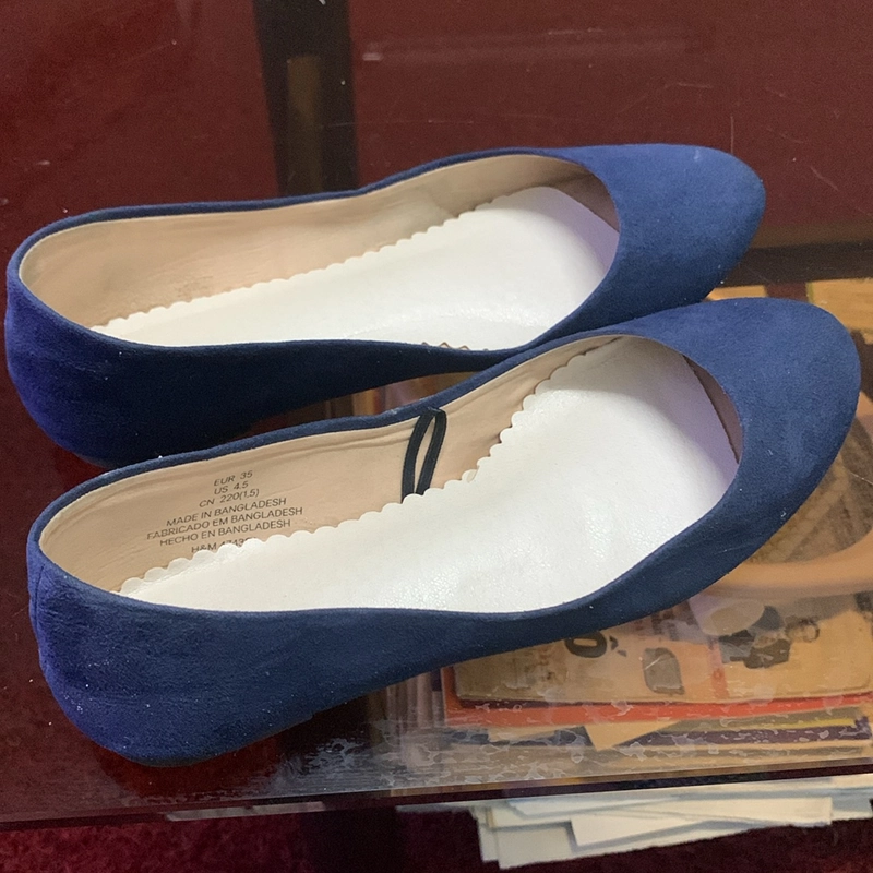Giày bệt hàng hiệu Hm, size 35, giày còn tốt mang êm  445276