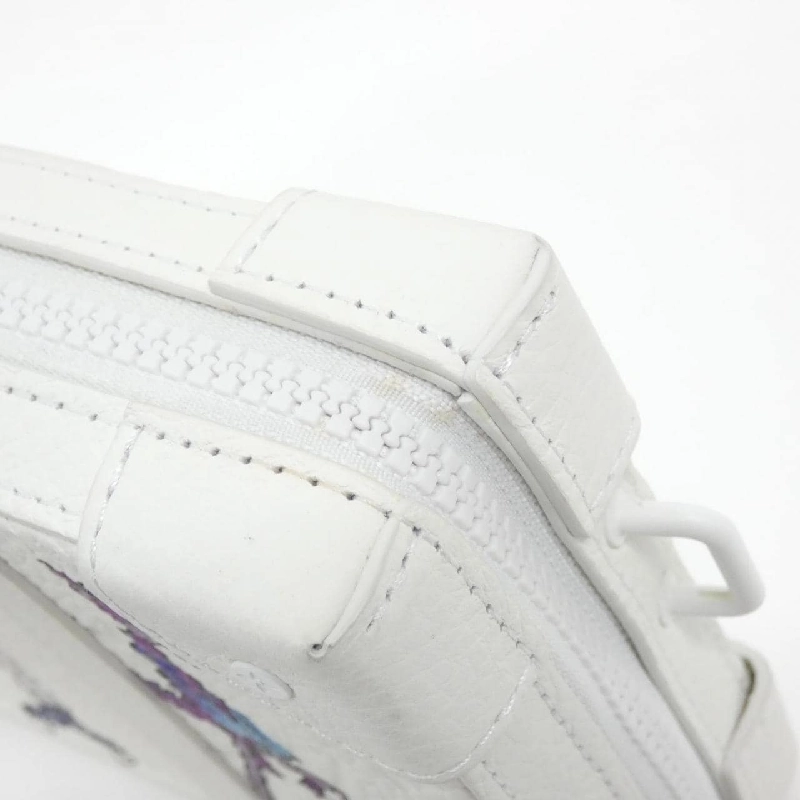 Túi xách mềm Monogram Trianon (LV Friends) của Louis Vuitton M80146 612982