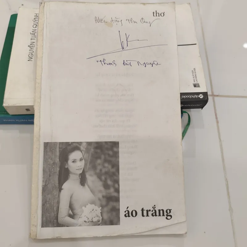 Áo trắng- Thanh Bình 574142