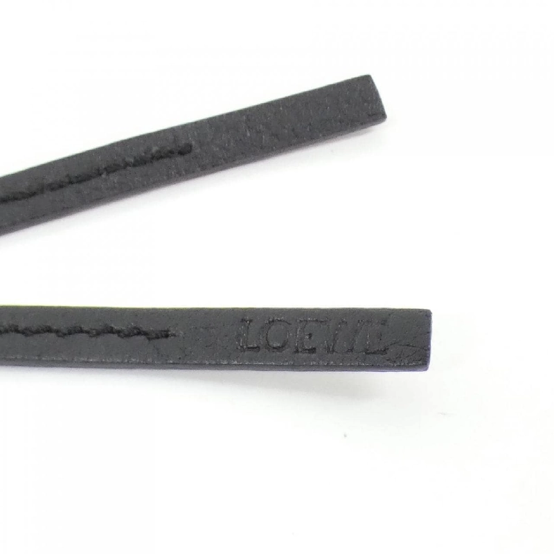 Túi charm Loewe C821232X02 624574