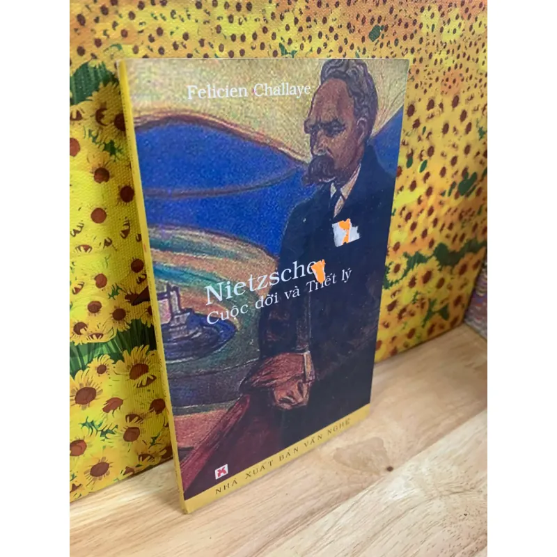 Sách tặng KÈM cho khách CÓ ĐƠN (mỗi đơn có thể chọn 1 cuốn) - Nietzsche: Cuộc Đời... 928345