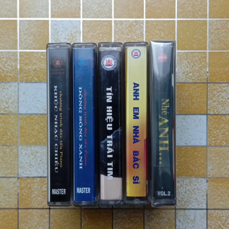5 băng cassette 1035699