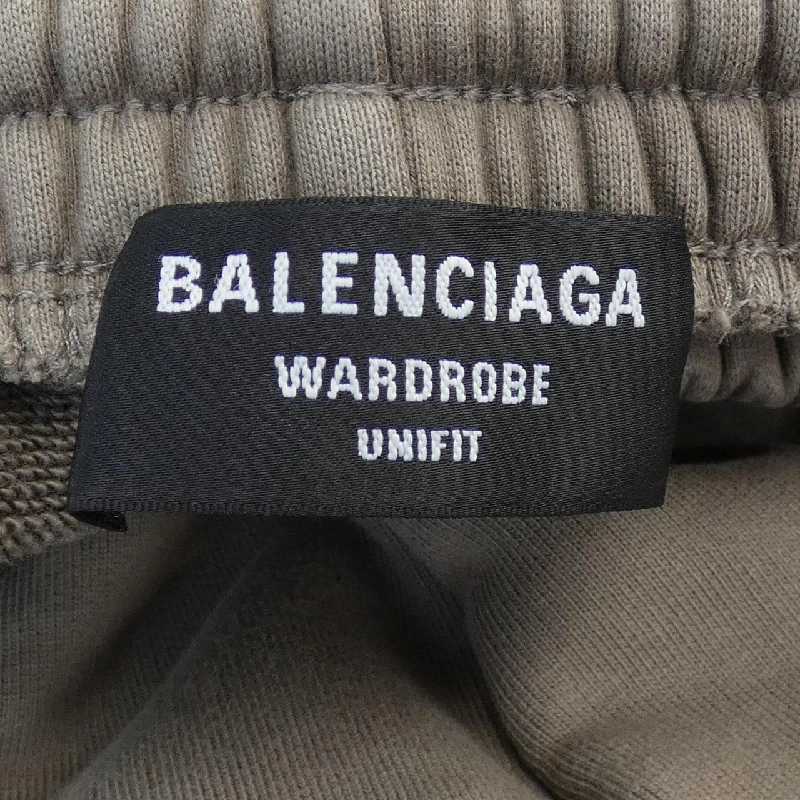 Quần short BALENCIAGA WARDROBE 674591 TMVF5 UNISEX - Hàng hiệu Authentic 891569