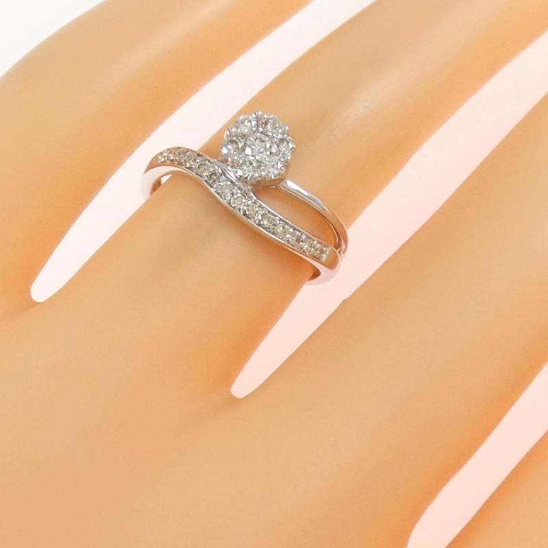 Nhẫn kim cương hoa K18WG 0.30CT - Hàng hiệu Authentic 854071