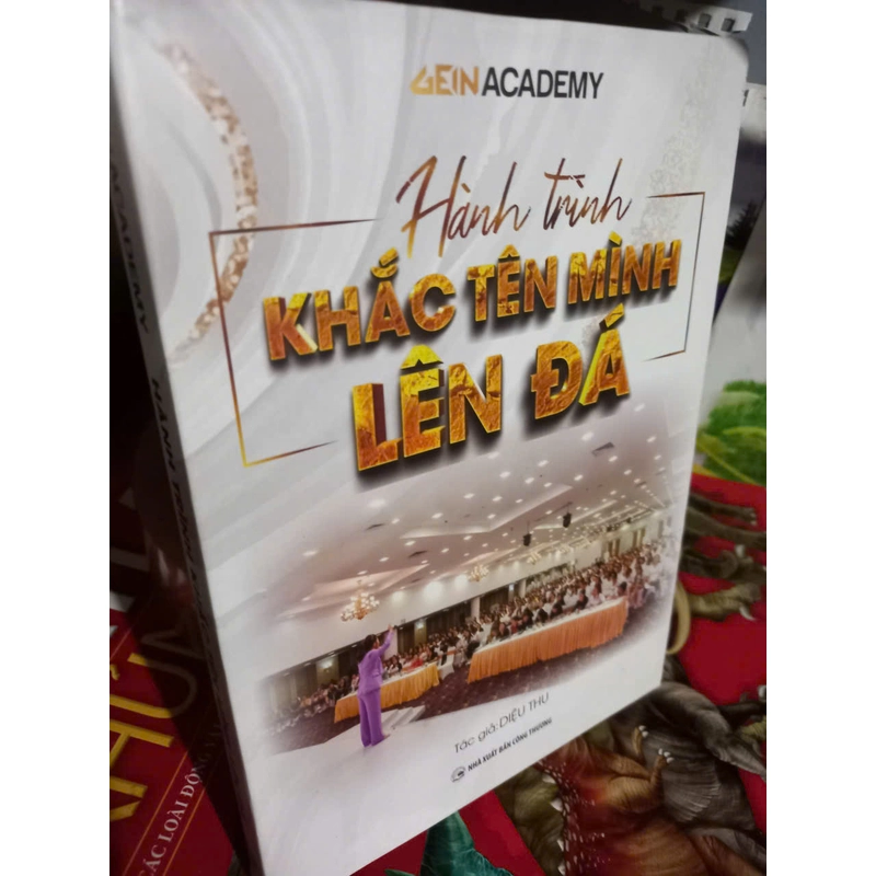 hành trình khắc tên mình lên đá 532003