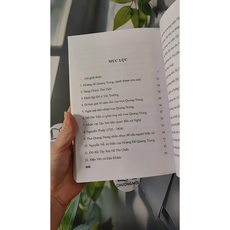 Xứ Nghệ Với Hoàng Đế Quang Trung - Thư viện Tỉnh Nghệ An & Câu lạc bộ Hán Nôm 970238