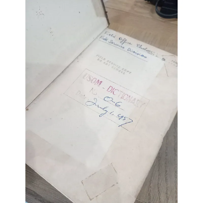 DICTIONARY OF TECHNICAL TERMS AND PHRASES : FRENCH-ENGLISH & ENGLISH-FRENCH 222144