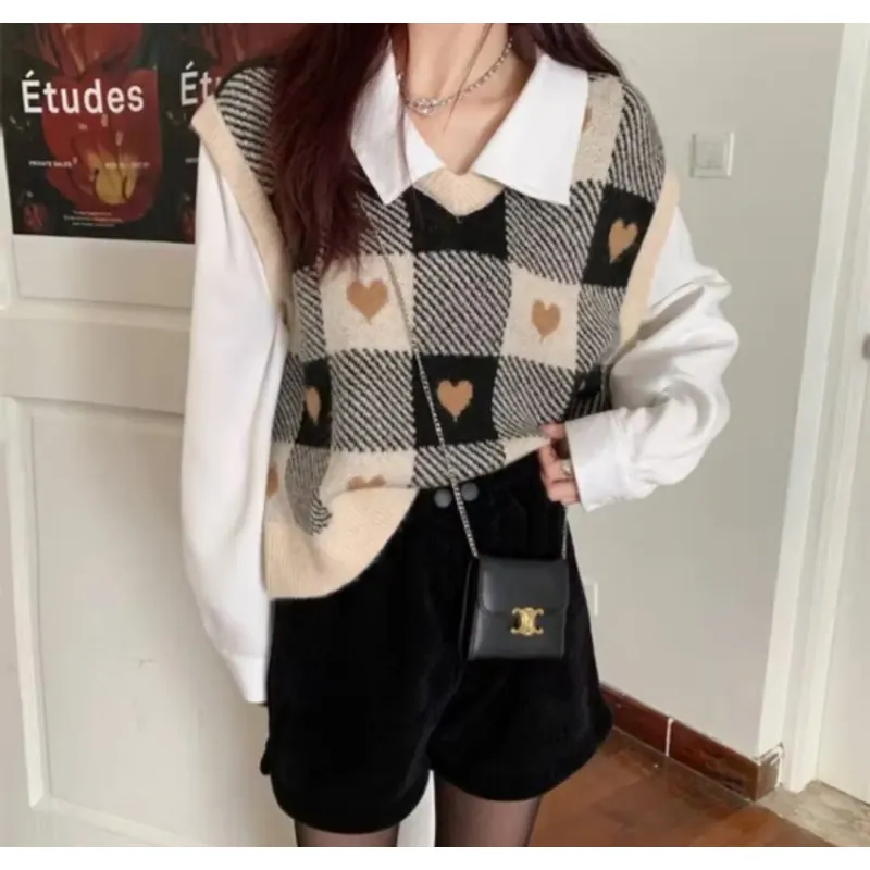 ÁO DỆT KIM THÊU TRÁI TIM - ÁO GILE - MÀU ĐEN 753623