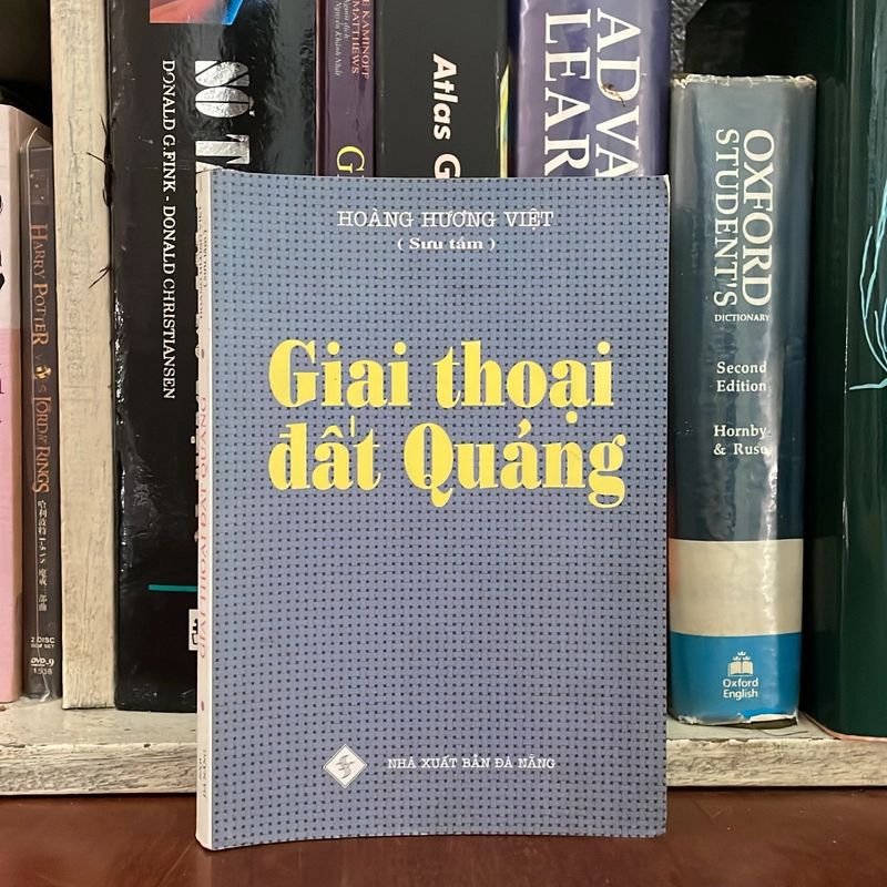 II Sách Lịch Sử: Giai Thoại Đất Quảng - Hoàng Hương Việt (Sưu Tầm) - 2004 543282