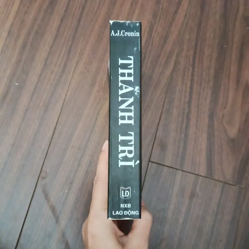 Thành trì - A.J cronin 1035791