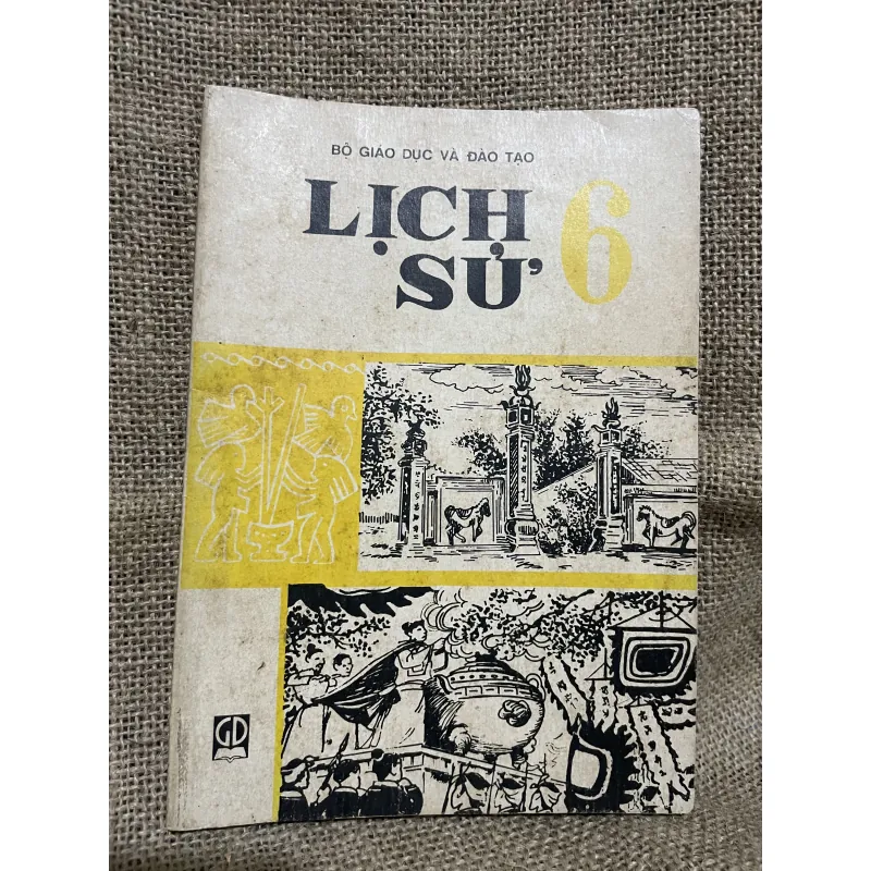 Sách giáo khoa xưa - lịch sử 6 748136