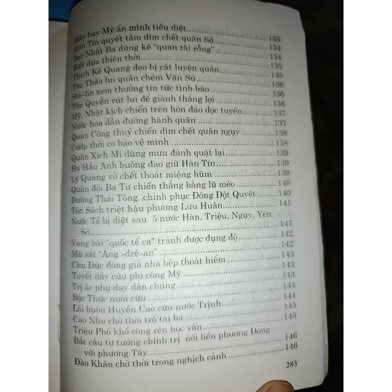 Tà không thắng chánh 1021417