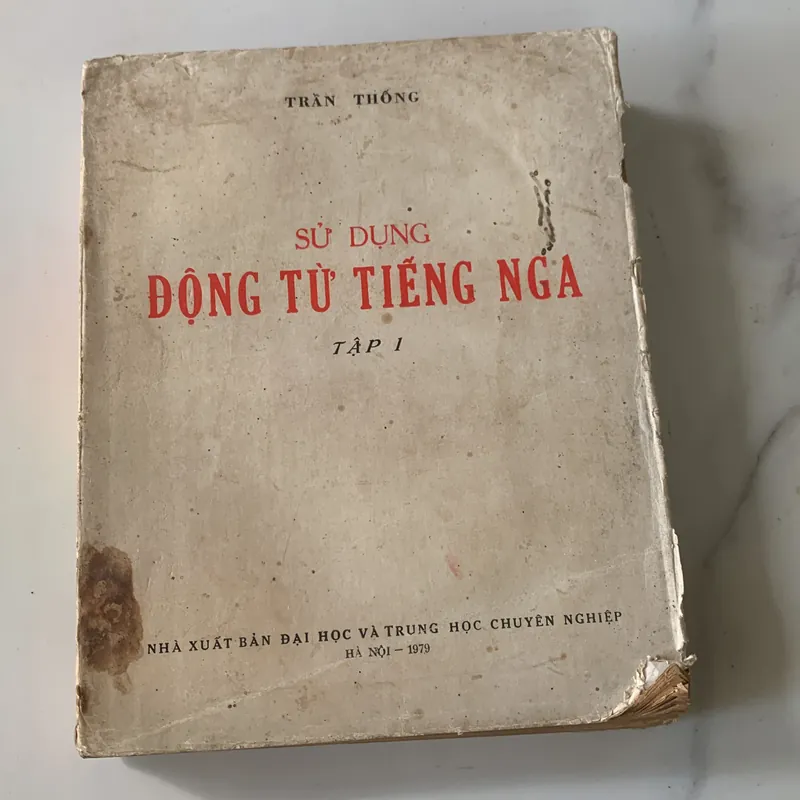 Học tiếng Nga: Sử dụng động từ tiếng Nga, Trần Thống  708469