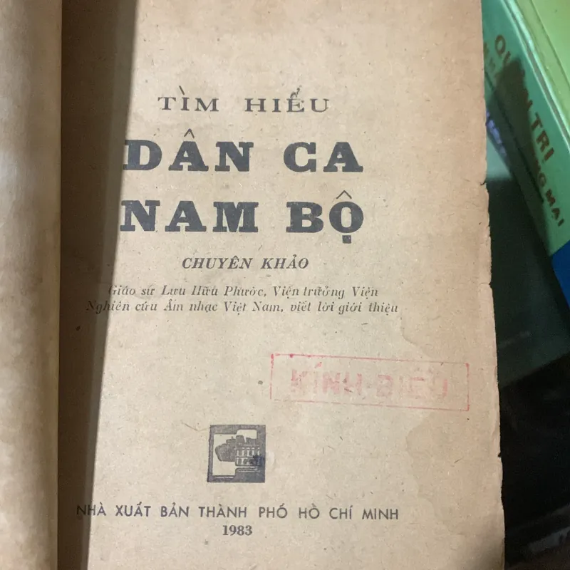 Tìm hiểu dân ca Nam Bộ (chuyên khảo), Lưu Nhất Vũ-Lê Giang, 515 trang 957673