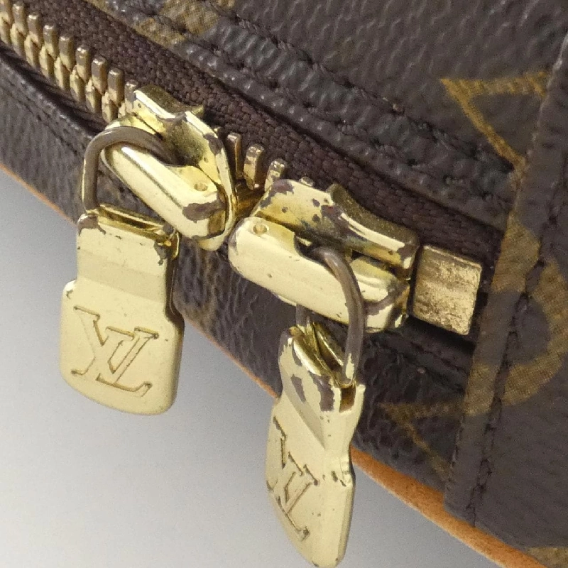 Túi đeo vai Louis Vuitton Monogram Pochette Gange M51870 609654