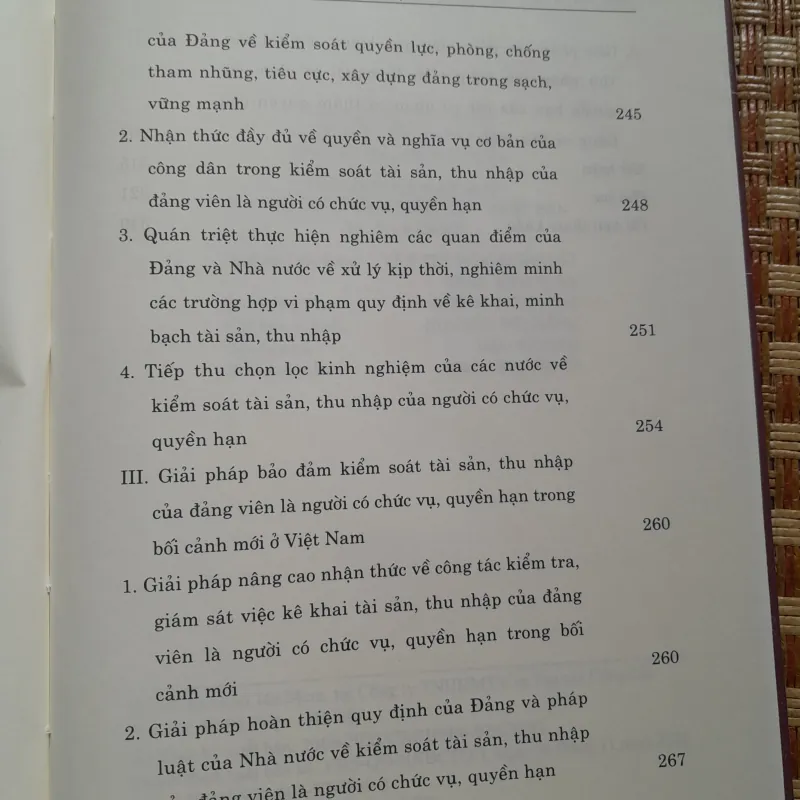 KIỂM SOÁT TÀI SẢN THU NHẬP CỦA ĐẢNG VIÊN... 761494