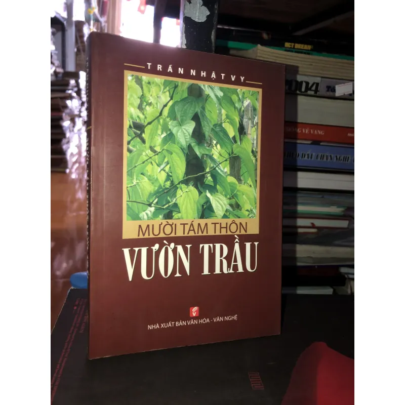 Mười tám thôn vườn trầu - Trần Nhật Vy 992423