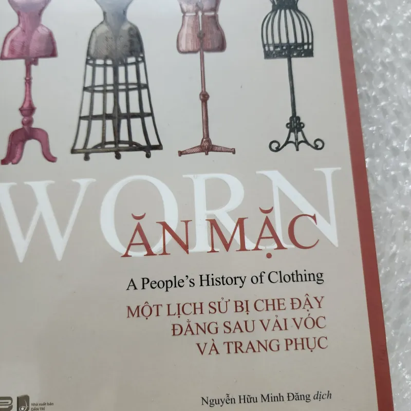 Ăn mặc một lịch sử bị che đậy đằng sau vải vóc và trang phục | Sofi Thanhauser 777630