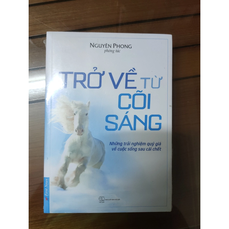 Sách Trở về từ cõi sáng 270787