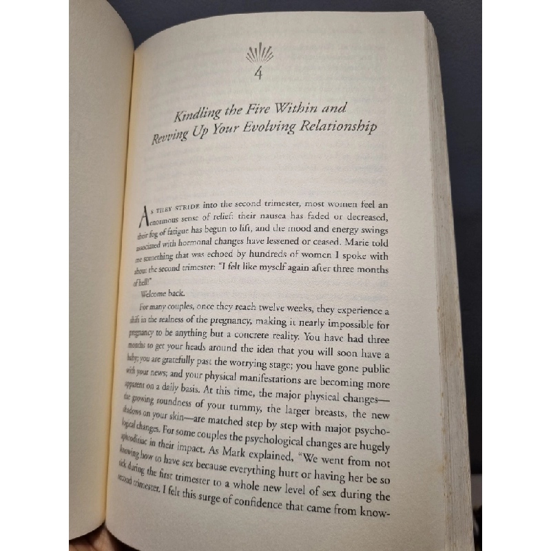 HOT MAMAS : The Ultimate Guide to Staying Sexy Throughout Your Pregnancy and the Months Beyond - Lou Paget 193865