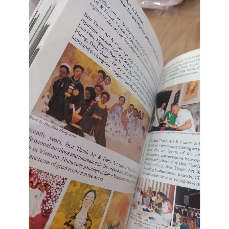 VIETNAM : Tourist Guidebook - Vietnam National Administration of Tourism 234938