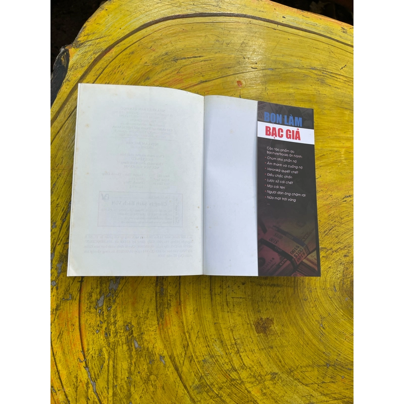 BỌN LÀM BẠC GIẢ- ANDRE GIDE 536977