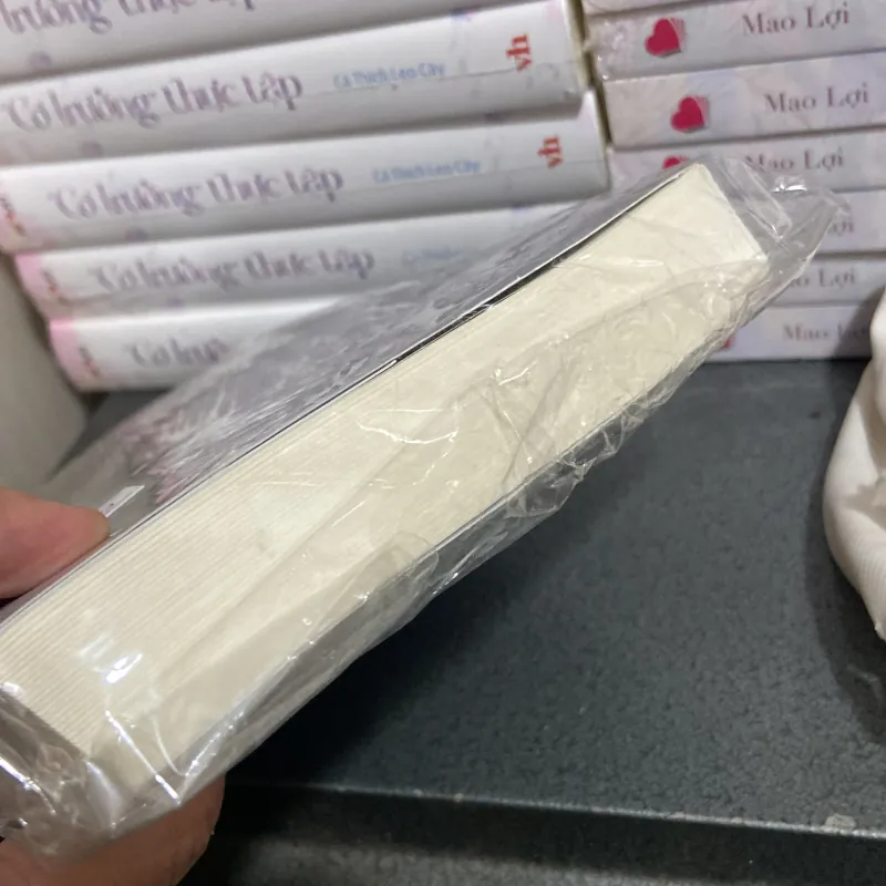 (Trinh thám) - Cô gái may mắn nhất còn sống - Jessica Knoll 990959