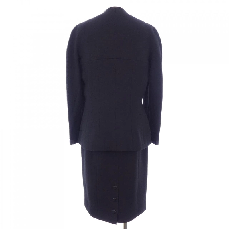 CHANEL P06271V03075 96C Suit - Hàng hiệu Authentic 827070