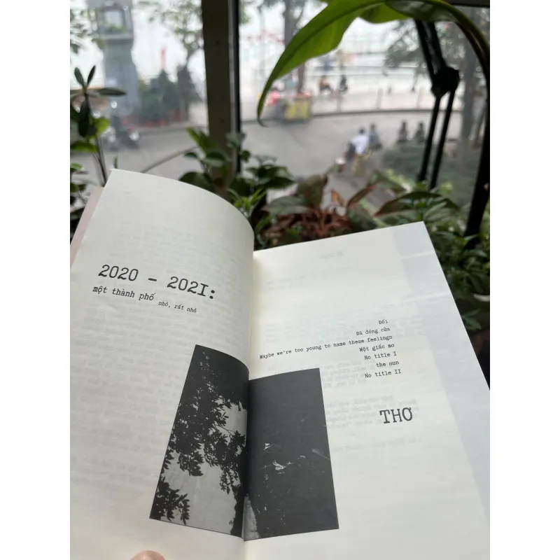 Tập thơ lately and forever - Mỹ Linh 993601