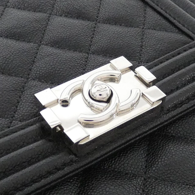 Túi xách vai Boy Chanel AS0130 608252