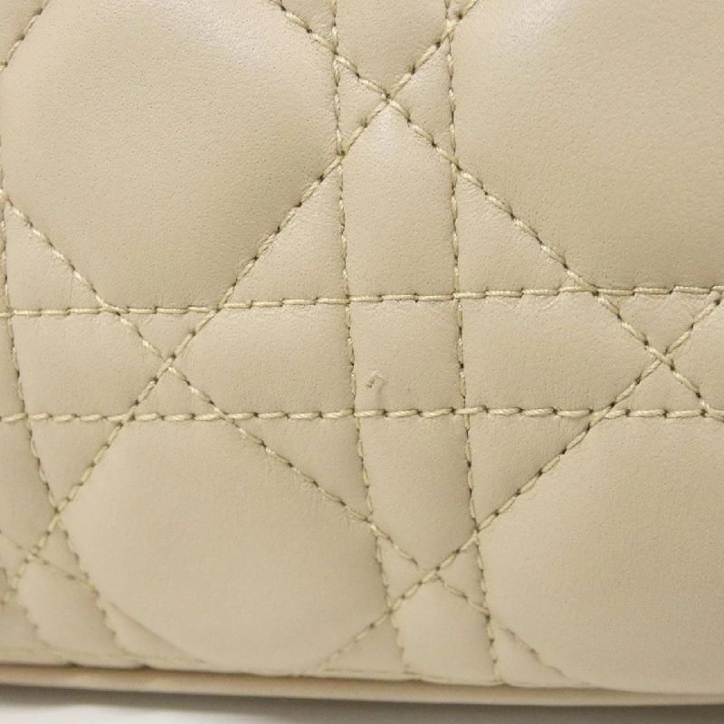 Túi Christian Dior Lady Dior Medium M0565ONGE 614729