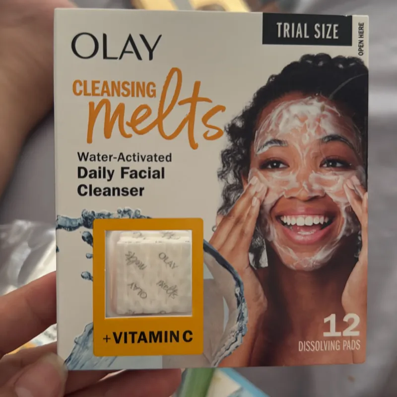 Sữa rửa mặt OLAY Vitamin C USA chính ngạch 1019330