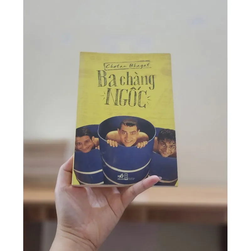 Tiểu thuyết BA CHÀNG NGỐC (Chetan Bhagat) - 313 trang 733101