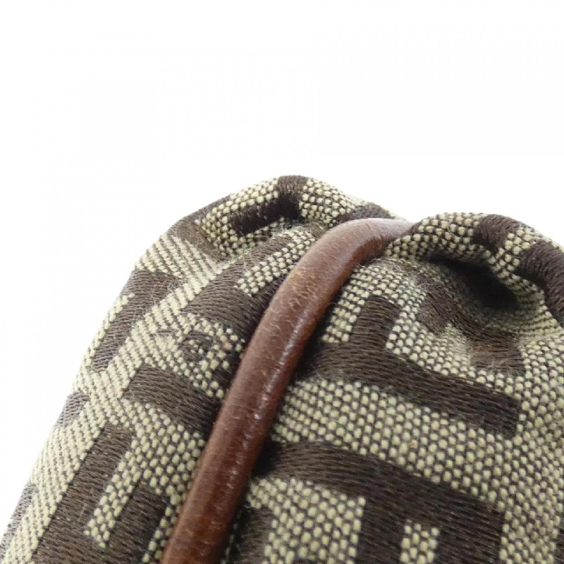 Túi xách vai Fendi 8BT075 TN9 610793