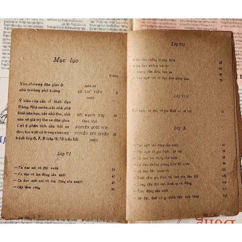 Dạy và học: Thơ ca dân gian - Giáo sư Lê Trí Viễn làm chủ biên 704199