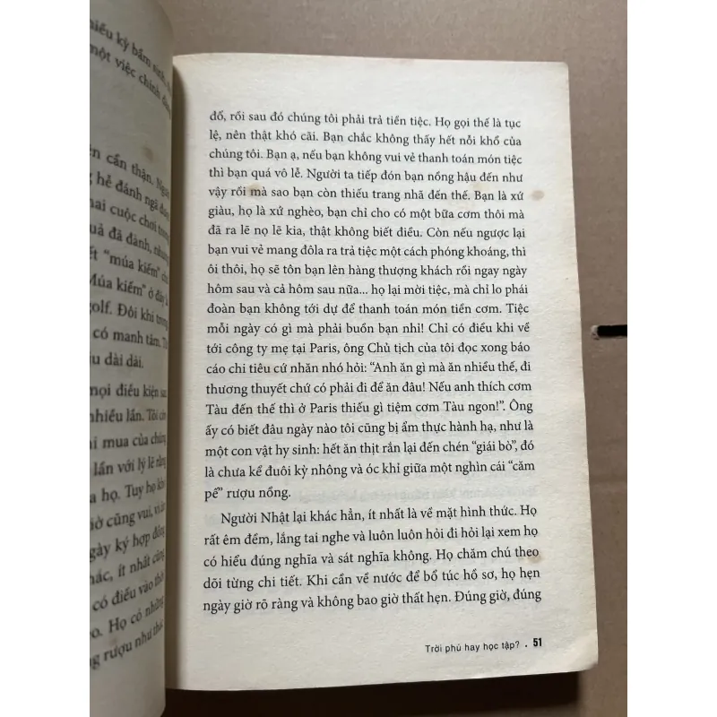 một đời thương thuyết  1030537