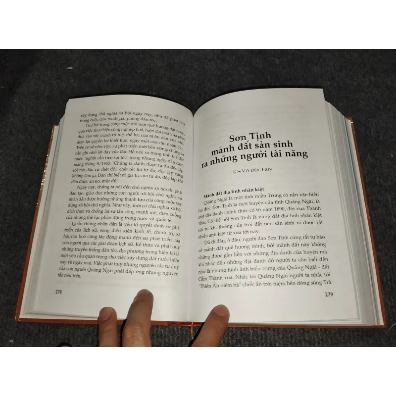 VĂN HIẾN QUẢNG NGÃI: TRUYỀN THỐNG & HIỆN ĐẠI 991015
